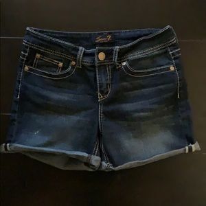 7 For All Mankind mid-roll shorts